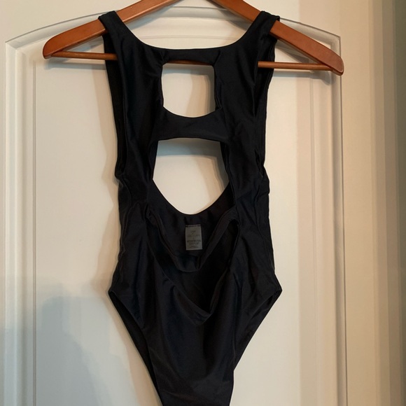 Swimsuit (LNA + Lee + Lani) - Picture 2 of 6